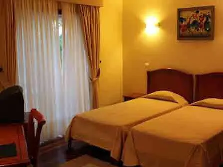 Aj Hotel